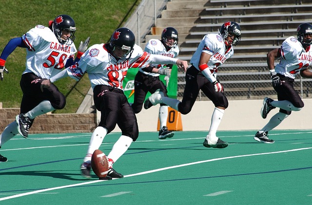 库尔图瓦生涯17次对阵曼城全部丢球，从未完成零封